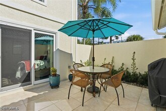 Building Photo - 4945 Cougar Ct S