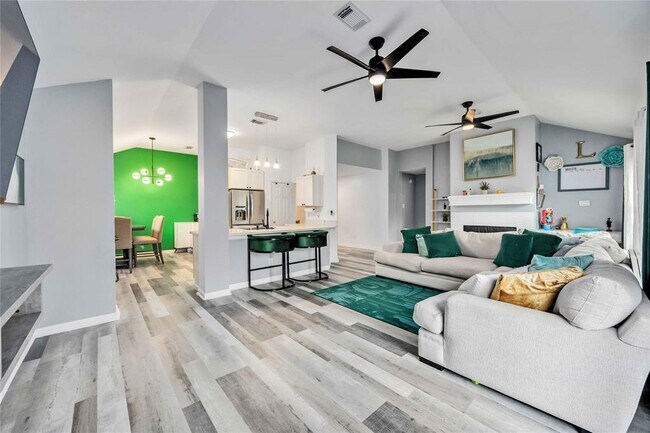 Foto del edificio - 4931 Callery Creek Dr