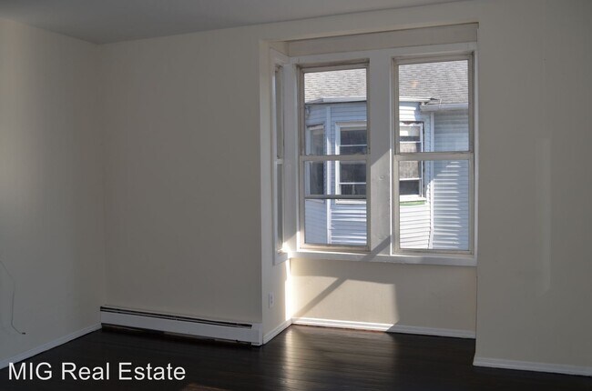 Building Photo - 43 Schuyler St