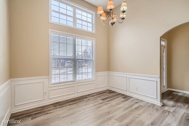 Building Photo - 3 br, 2 bath House - 30 Chesterfield Ct UNIT