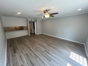 Building Photo - 3350 LA-1