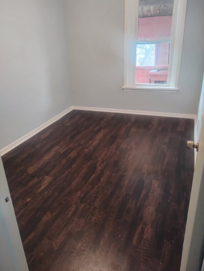 Foto del edificio - 56 Clinton St