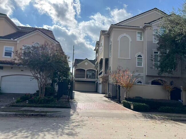 Foto del edificio - 5511 Val Verde St