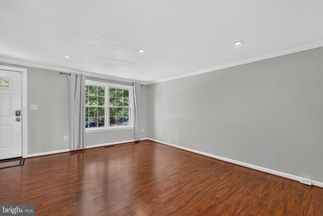 Foto del edificio - 6453 Linleigh Way