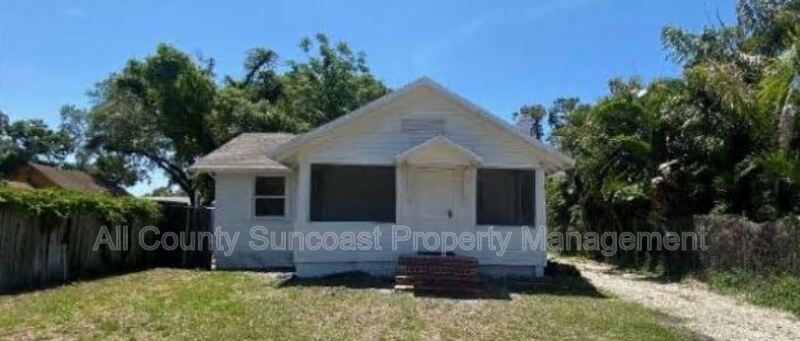 Foto principal - 713 Seneca St