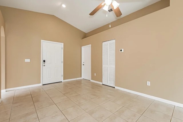 Foto del edificio - 1319 W Knollwood St