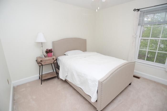 Foto principal - 1 bedroom in Centreville VA 20120