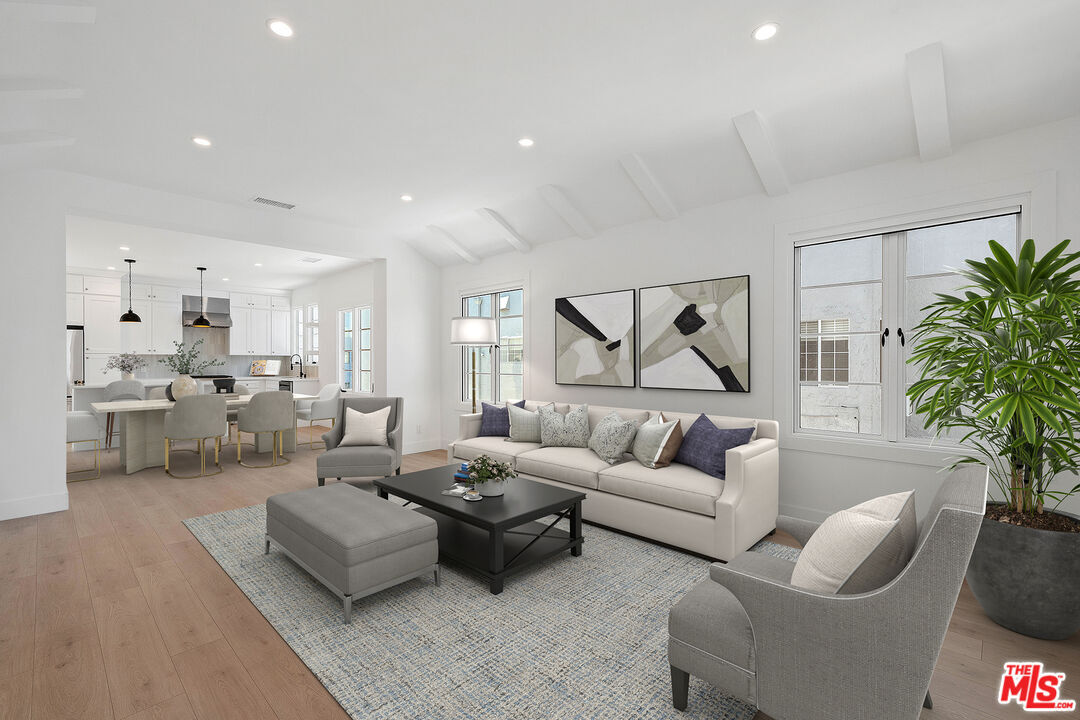 Foto principal - 6208 Orange St