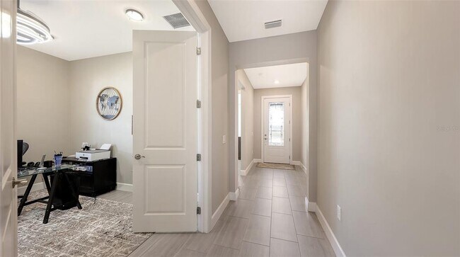 Foto del edificio - 7675 Summerland Cove