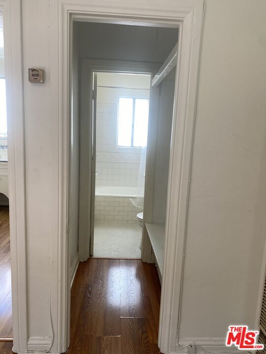 Foto del edificio - 11319 1/2 Iowa Ave