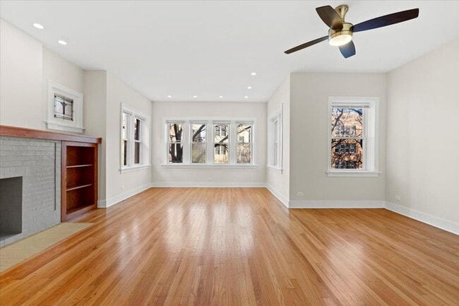 Building Photo - 4912 N Washtenaw Ave