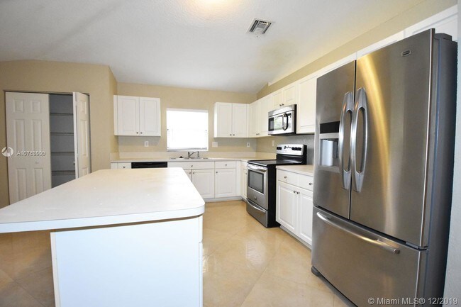 Foto del edificio - 13500 SW 118th Pl