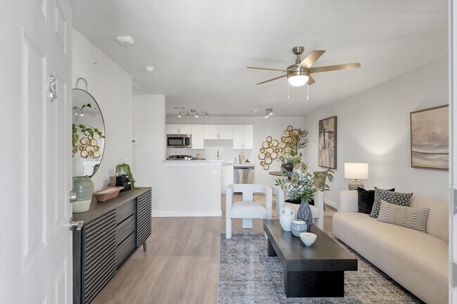 Foto del edificio - 3450 Barker Cypress Rd