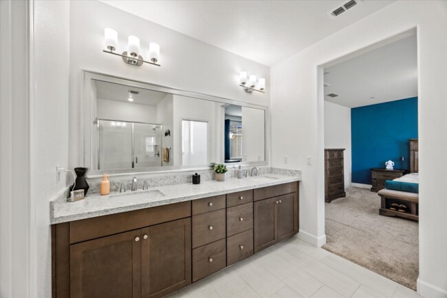 Foto del edificio - 3554 Damora Ave