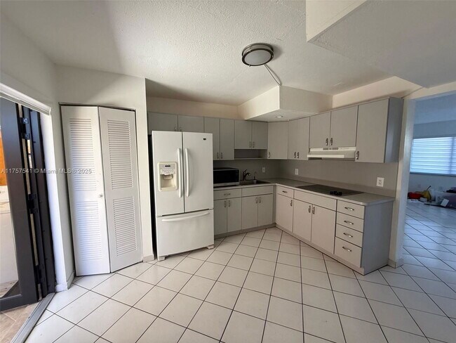Foto del edificio - 5301 W 22nd Ct