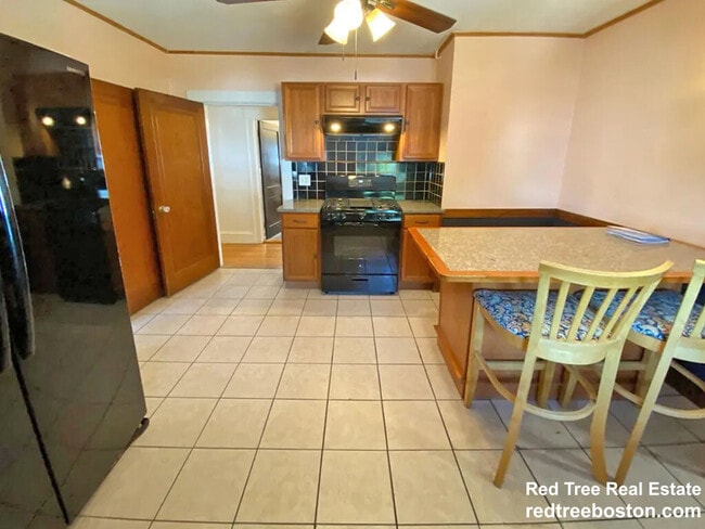 Foto del edificio - 404 Mount Auburn St