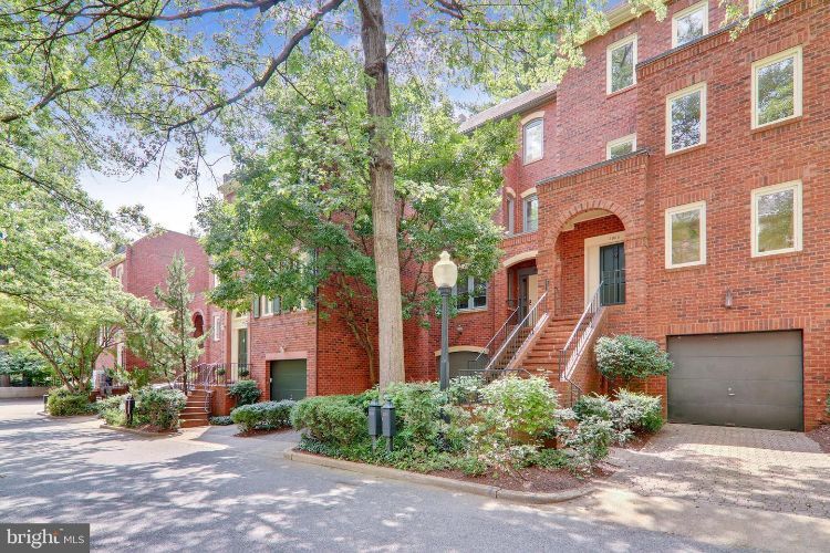 Primary Photo - 3926 Georgetown Ct NW