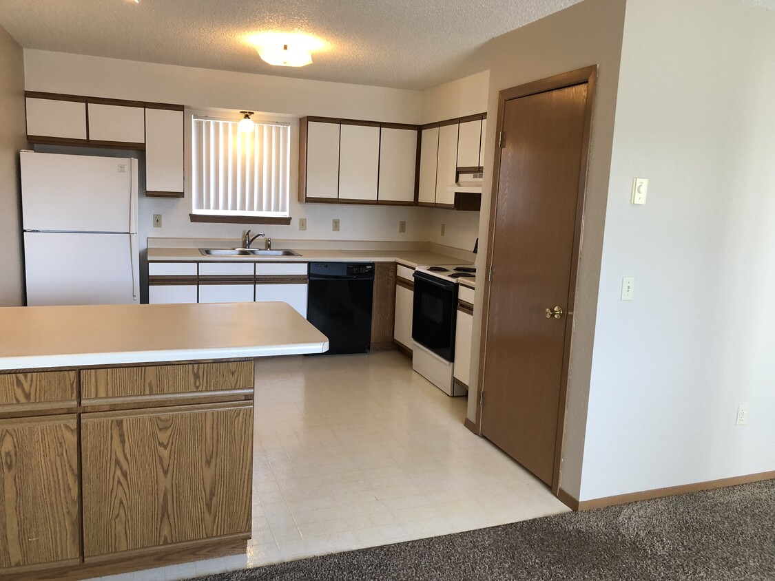Kitchen - 2401 9th St