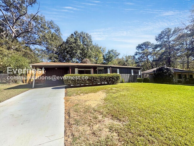 Building Photo - 2740 Teresa Dr