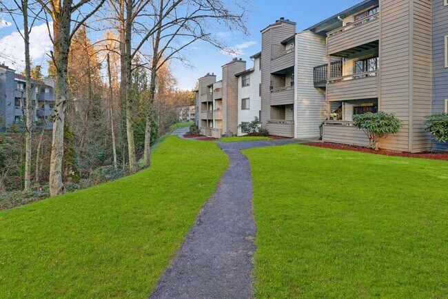 Lush Greenery - Taluswood Apartments