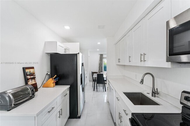 Foto del edificio - 1722 Dewey St