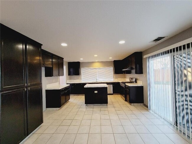 Foto del edificio - 4504 Muledeer Ct