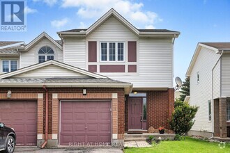 Building Photo - 11 Kincardine Dr