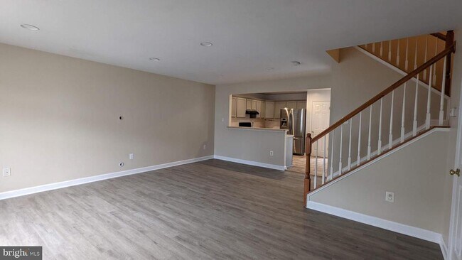 Foto del edificio - 829 Gallows Ct