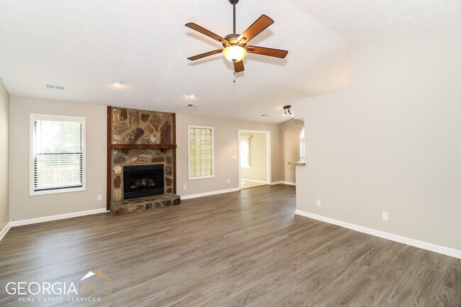 Building Photo - 10625 Colony Glen Dr