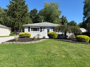 Building Photo - 4837 Willowbrook Dr