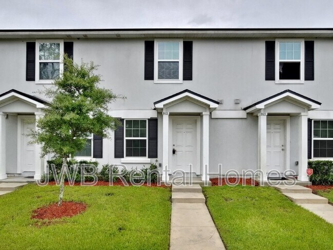 Foto del edificio - 8423 McGirts Village Ln
