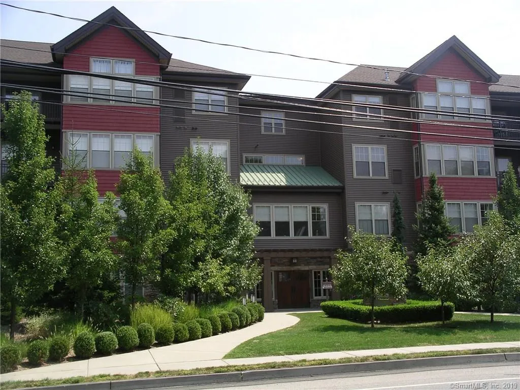 Primary Photo - 100 Richards Ave
