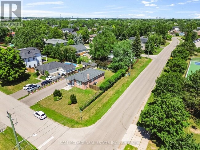 Building Photo - 544 Sandmere Pl