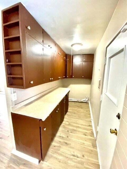 Foto del edificio - 4381 Johnson St