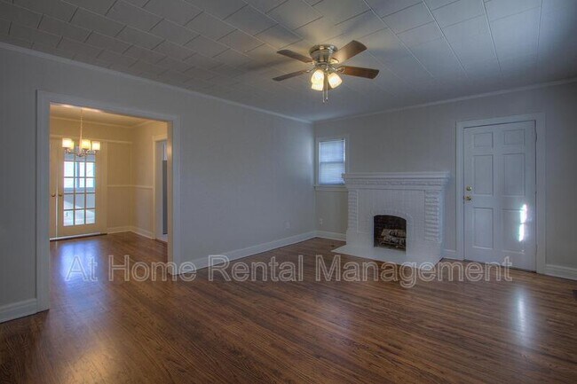 Foto del edificio - 1316 S Knoxville Ave