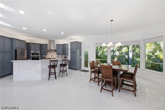Foto del edificio - 27231 Lakeway Ct