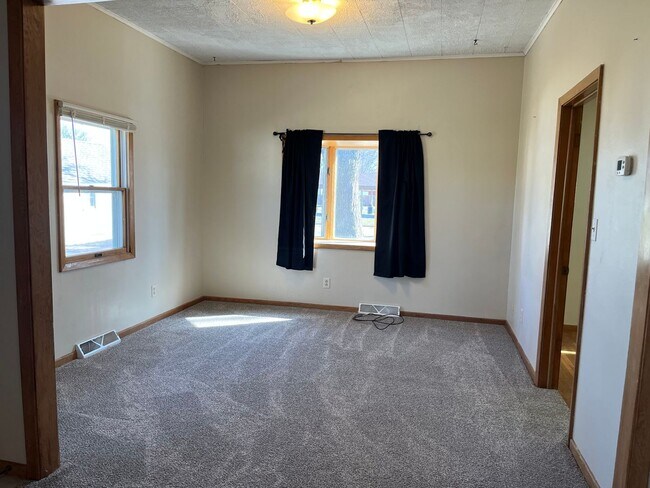 Foto del edificio - 4 Bedroom/2 Bath House For Rent in Harrisburg, SD!!