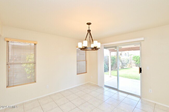 Foto del edificio - 3936 E Rosemonte Dr