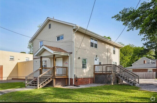 Building Photo - 2808 Lafayette Blvd