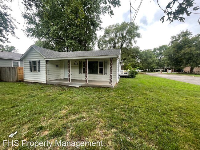 Building Photo - 3 br, 2 bath House - 839 S West Ave