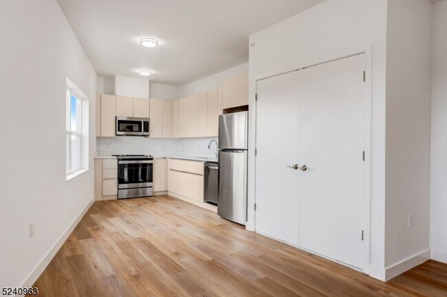 Foto del edificio - 48 Chadwick St