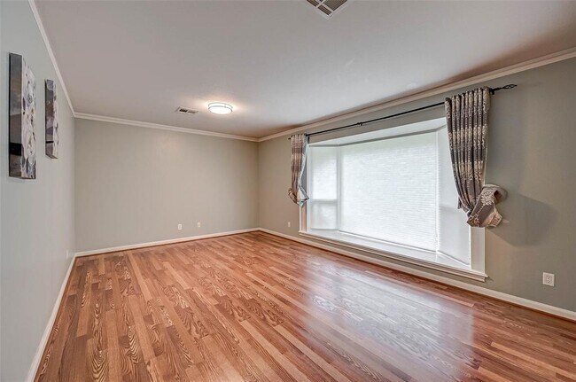Building Photo - 13114 Barryknoll Ln