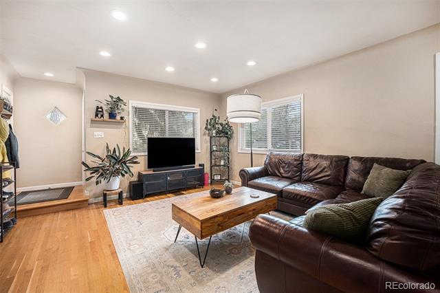 Foto del edificio - 895 Vance St