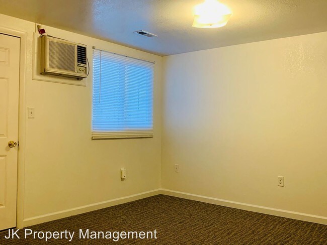 Building Photo - 4000 Ella Ave