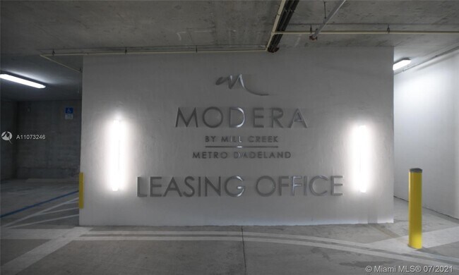 Foto del edificio - 8217 SW 72nd Ave