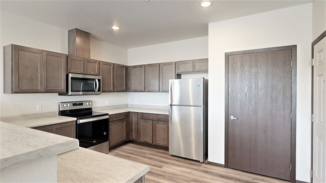 1BR, 1 BA - 741SF - Carnahan West