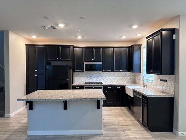 Foto del edificio - The Cove - Natomas 2 Story 3 bed 3 full baths