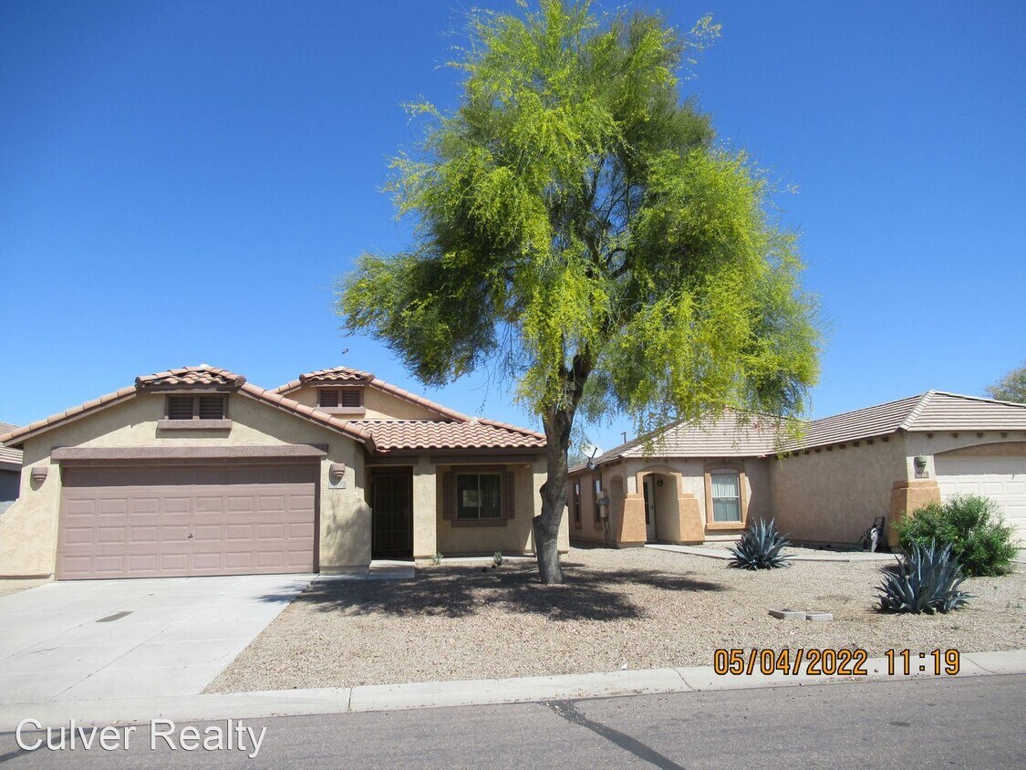Foto principal - 3 br, 2 bath House - 1722 E Christopher St