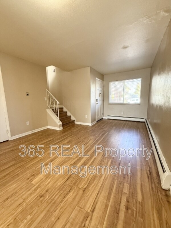 Foto del edificio - 1434 E 16th St