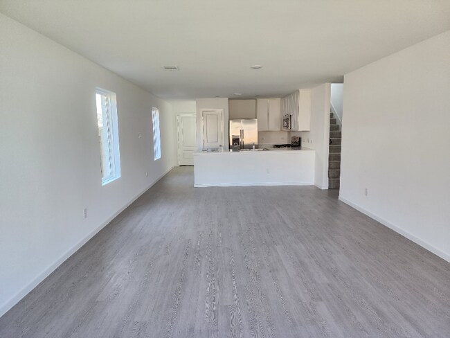 Building Photo - 3045 Fantasy Ter Dr